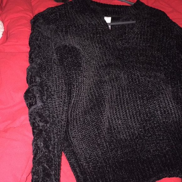 Sweater - Picture 2 of 2